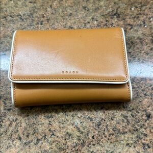 Coach Tri Fold Wallet Tan